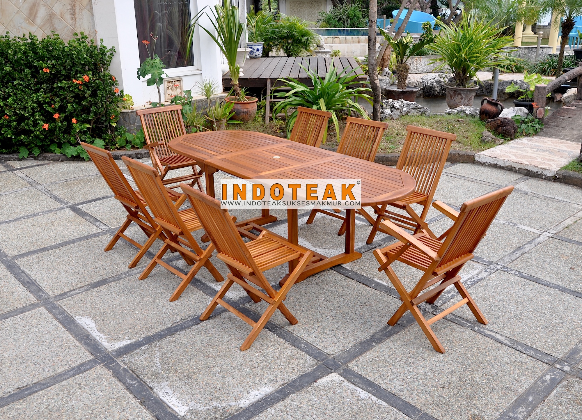 Teak Oval Extending Table And Folding Chairs Oiled Finished