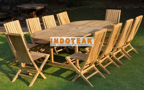 Premium Teak Outdoor Dining Set – Oval Extending Table with 10 Miami Folding Chairs | SVLK Certified
